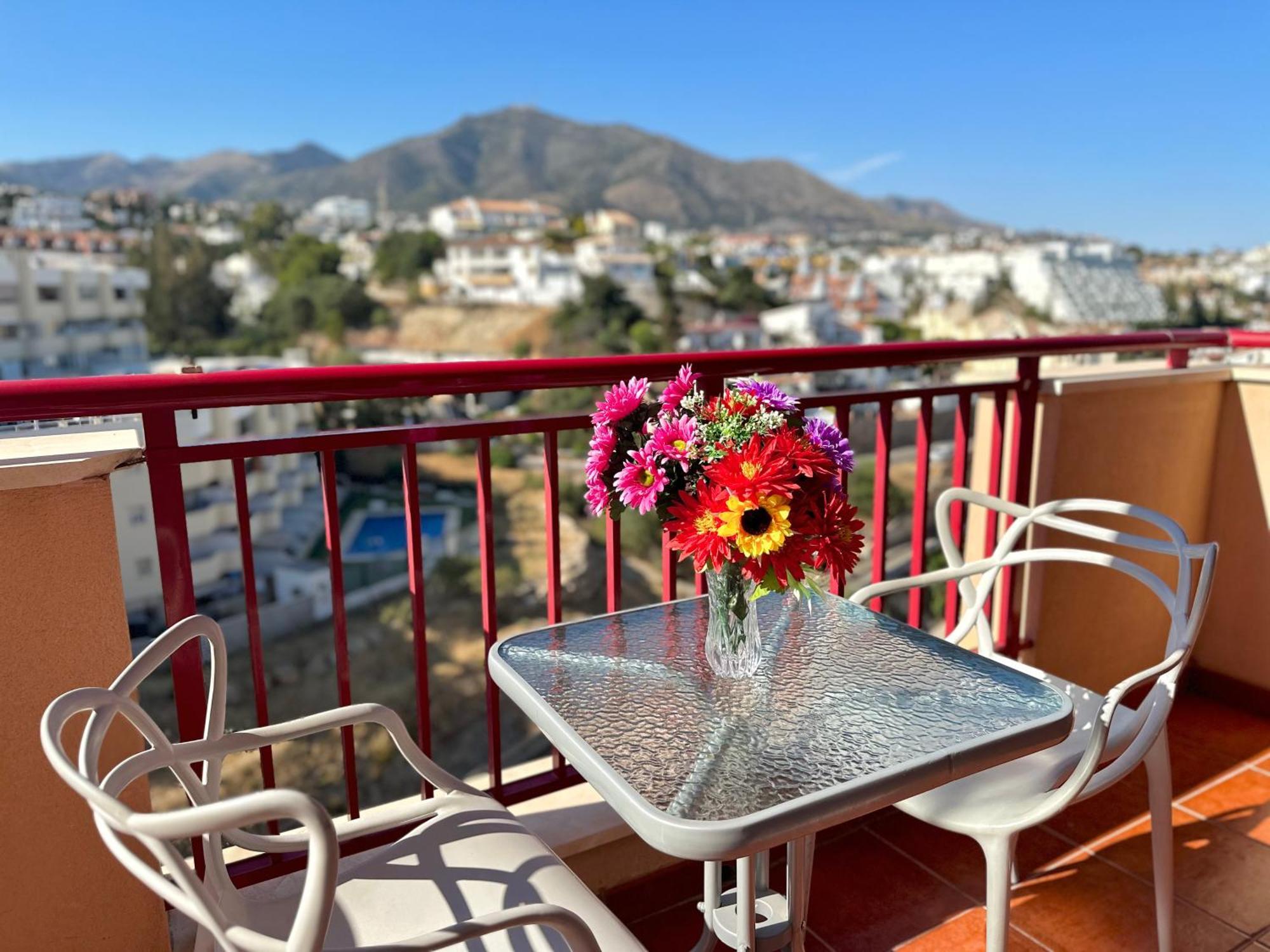 Studio In Costa Del Sol, Sea, Sunshine & Views Fuengirola Eksteriør bilde